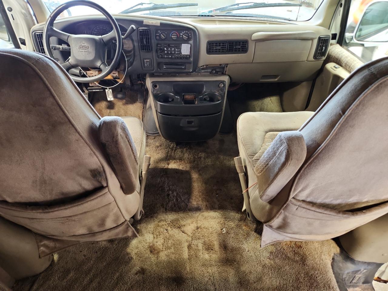 2000 Chev Express Cargo 1500 1