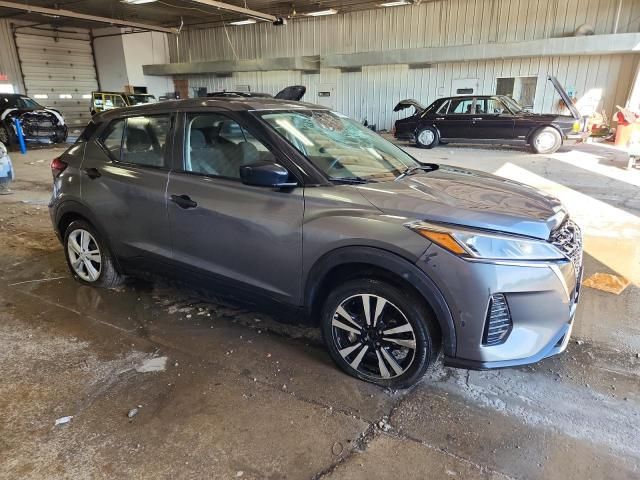 2021 Nissan Kicks S