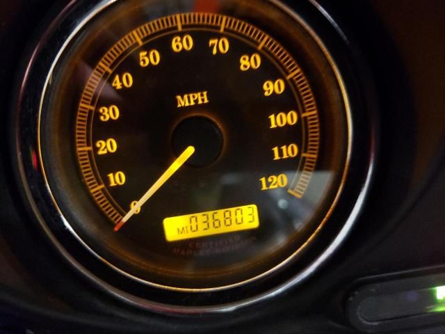 2004 Harley-Davidson Flhtcui