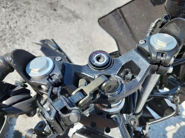 2025 Kawasaki EX500
