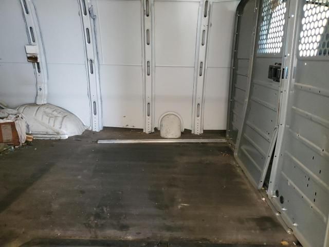 2020 Chevrolet Express G2500