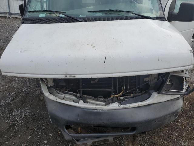 2005 Ford Econoline E250 Van