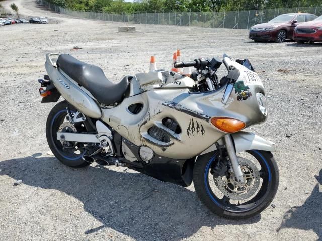 2001 Suzuki GSX750 F