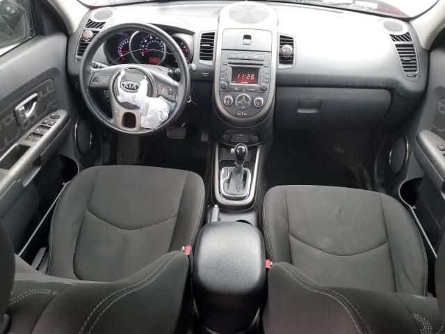 2013 KIA Soul +