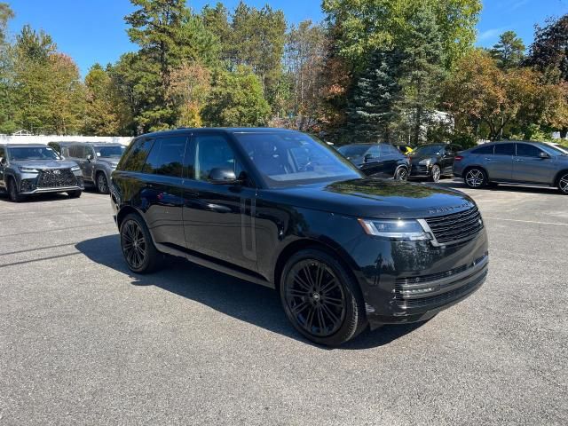 2023 Land Rover Range Rover SE