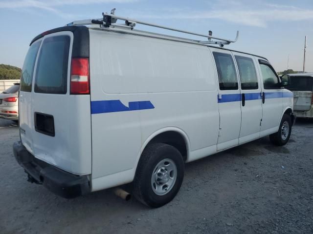 2016 Chevrolet Express G2500