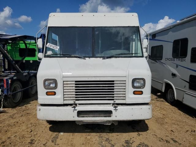 2013 Ford F59