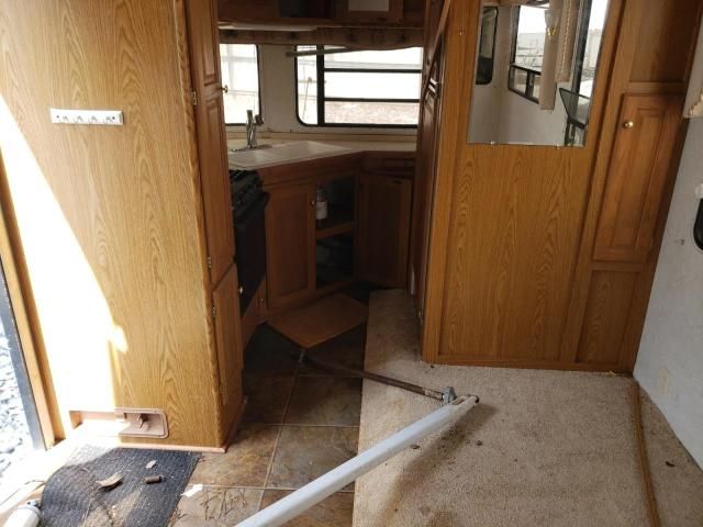 2001 Hitchhiker Travel Trailer