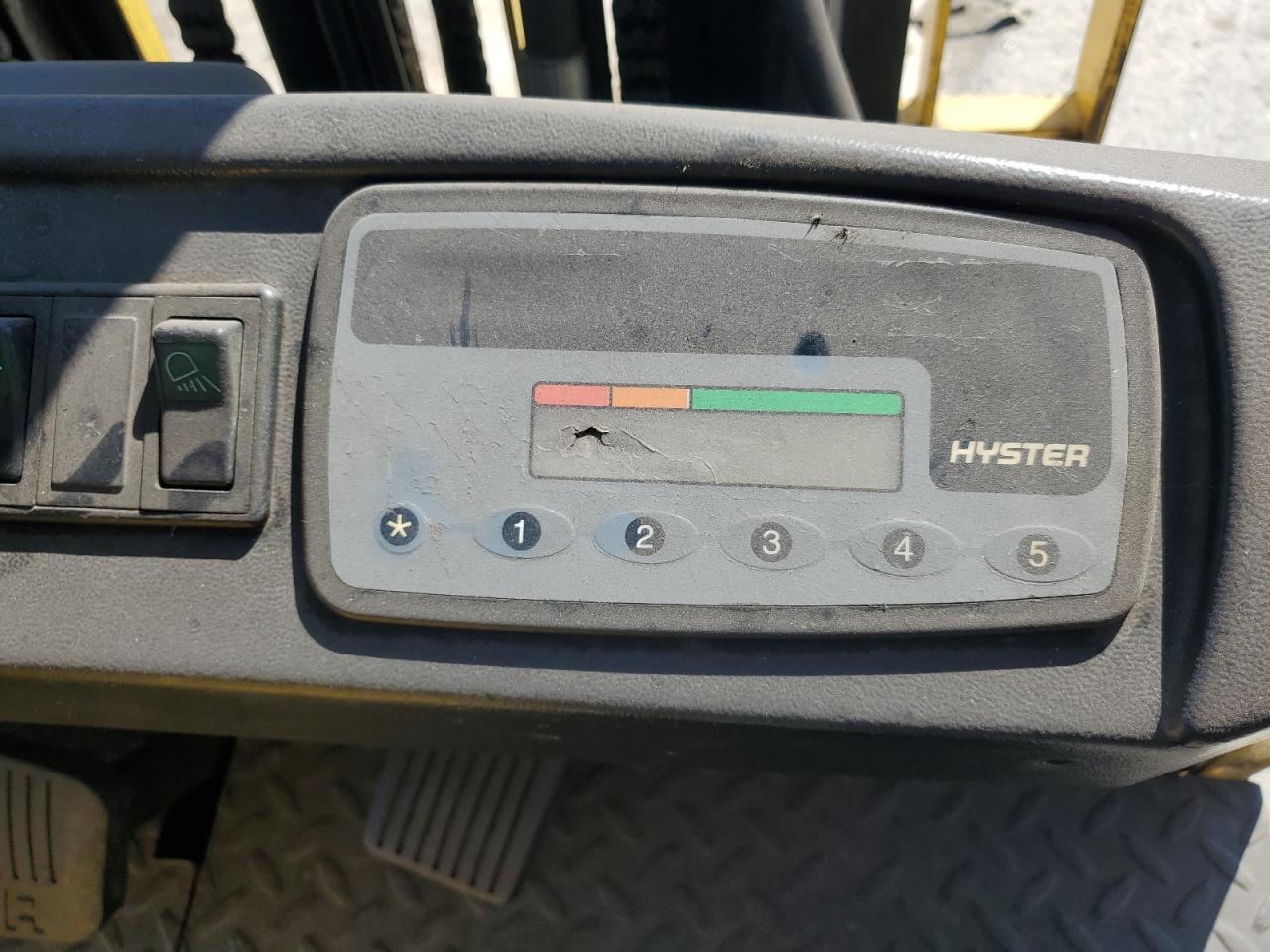 2008 Hyster J35XMT Forklift