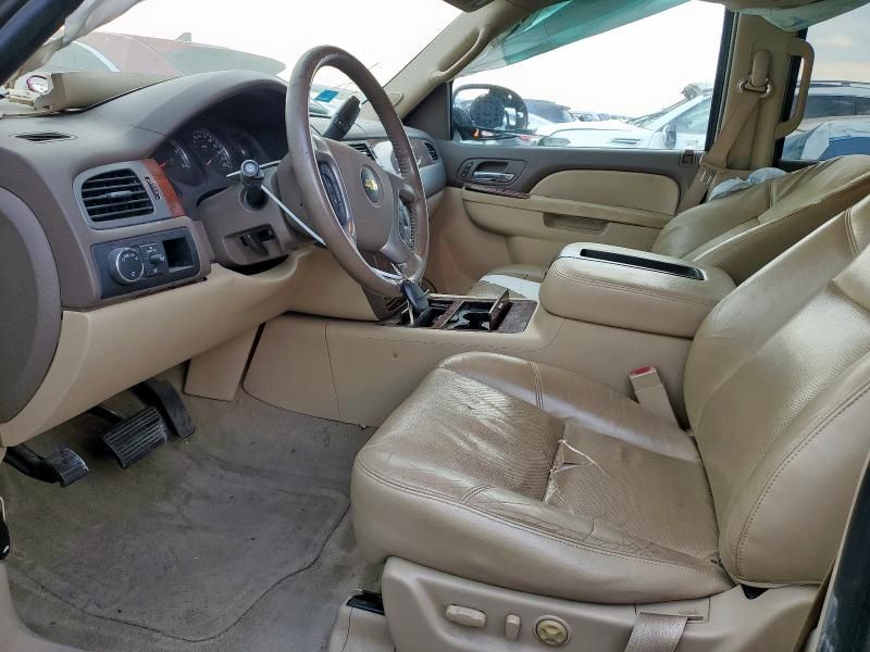 2014 Chevrolet Suburban C1500 LTZ