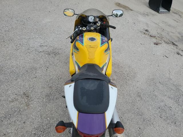 2003 Suzuki GSX-R600