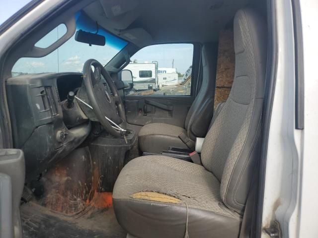 2020 Chevrolet Express G2500