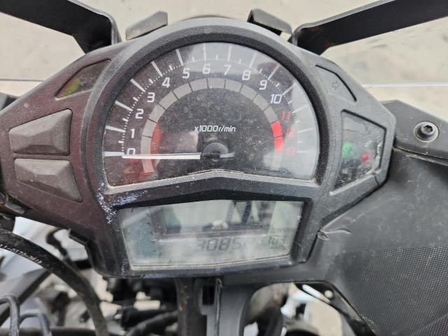 2013 Kawasaki EX650 F