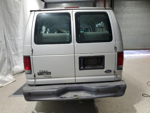 2007 Ford Econoline E350 Super Duty Wagon