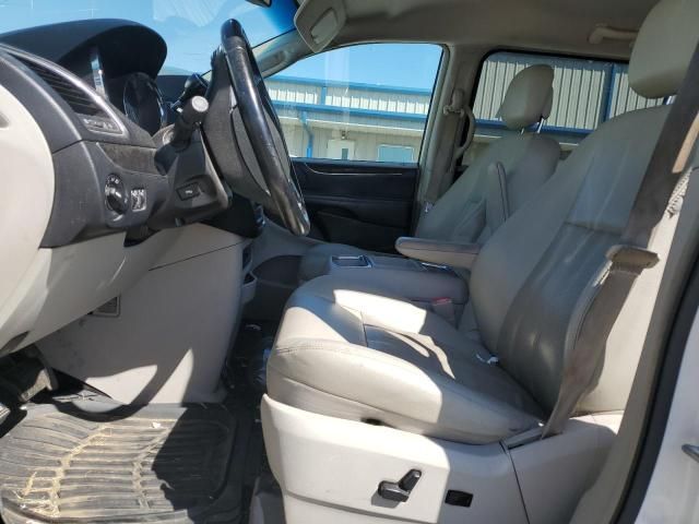 2012 Chrysler Town & Country Touring