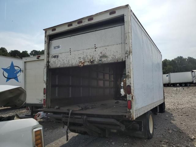 2010 International CF 600
