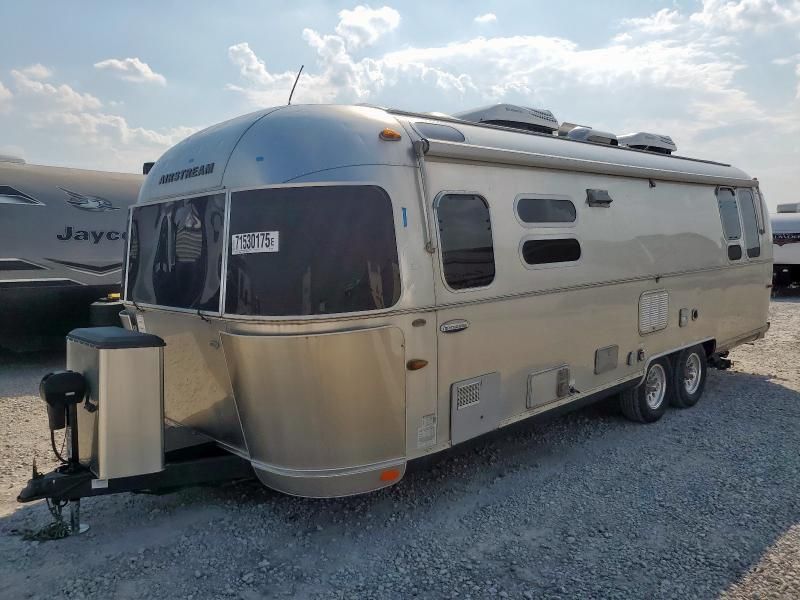 2015 Airstream 2015 M-28 Seren