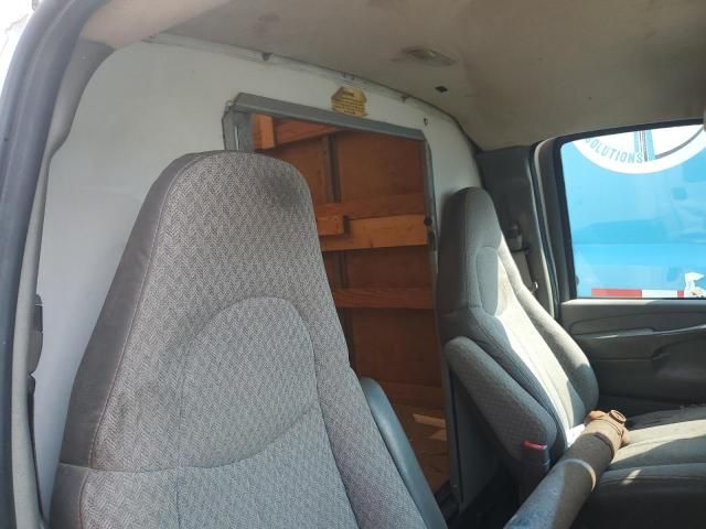 2007 GMC Savana Cutaway G3500