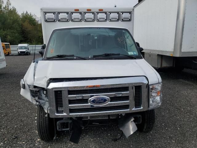 2024 Ford Econoline CU