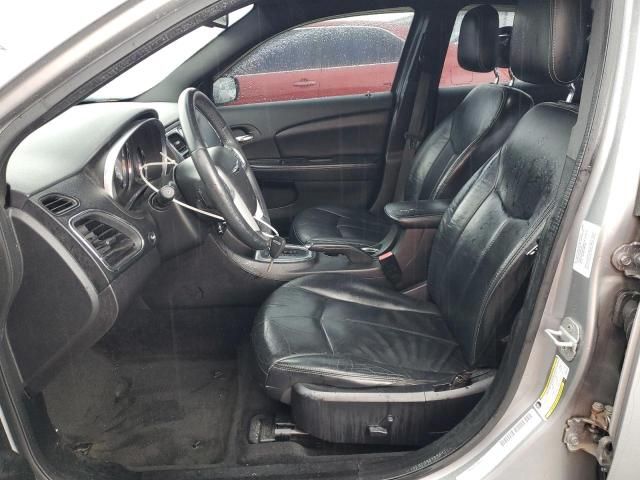 2013 Chrysler 200 Limited
