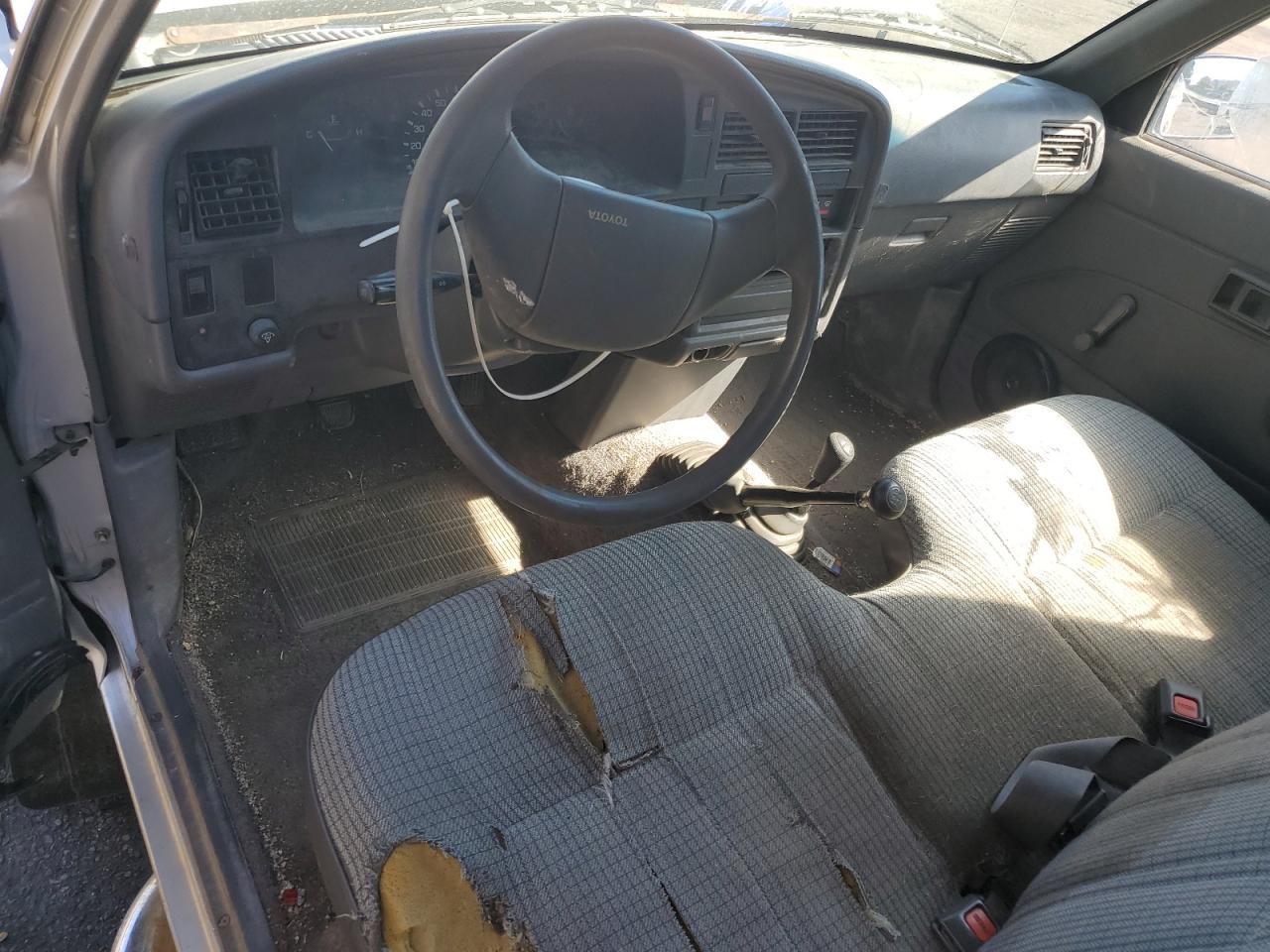 1990 Toyota Pickup 1/2 TON Short Wheelbase DLX