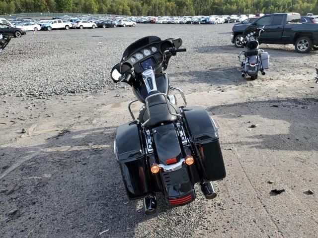 2022 Harley-Davidson Flhx