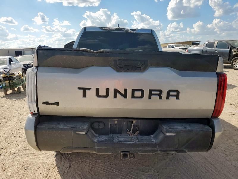 2022 Toyota Tundra Crewmax SR