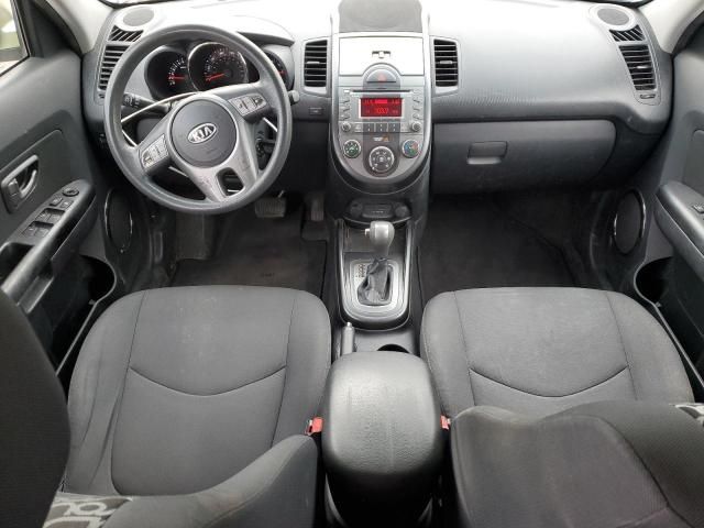 2011 KIA Soul +