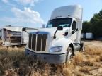 2017 Peterbilt Tractor 2017 Peterbilt 579 Semi Truck