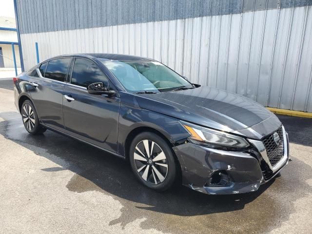 2021 Nissan Altima SV