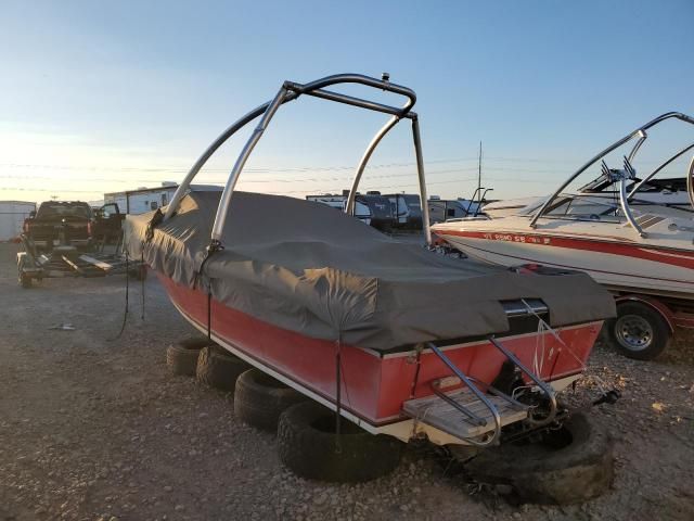 1987 Chaparral Boat