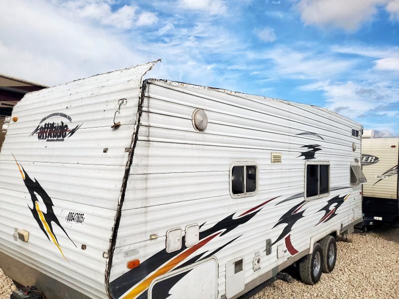 2005 Eclipse Atitude