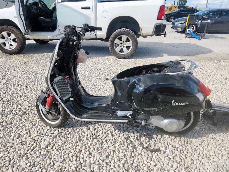 2010 Vespa GTS 300 Super