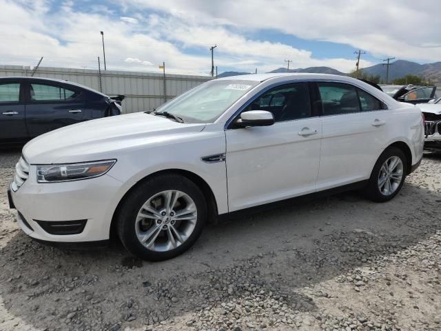 2016 Ford Taurus SEL