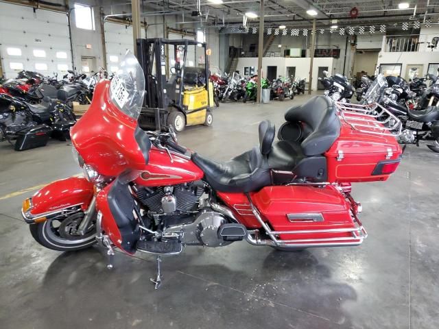 2004 Harley-Davidson Flhtcui Shrine