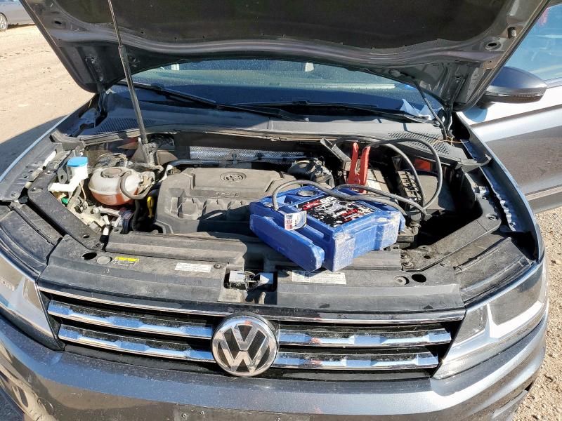 2018 Volkswagen Tiguan SE