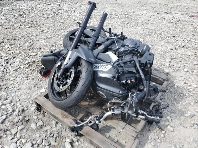 2025 Yamaha MTN690