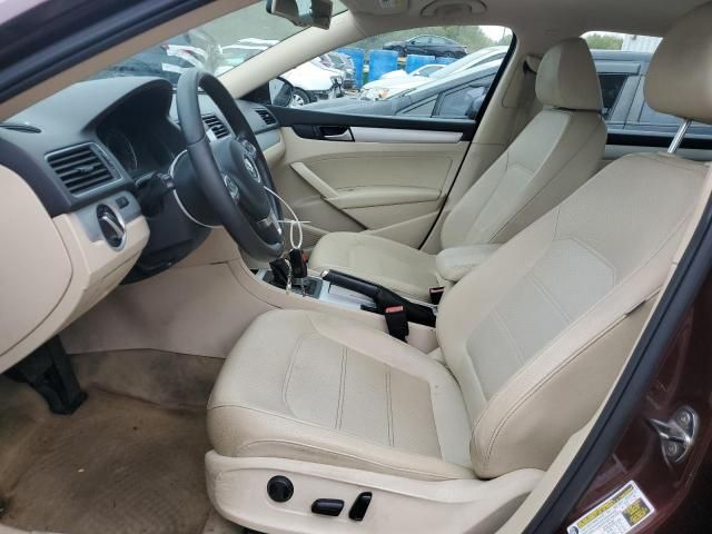2012 Volkswagen Passat SE