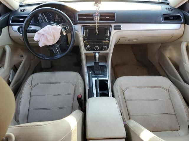 2012 Volkswagen Passat SE