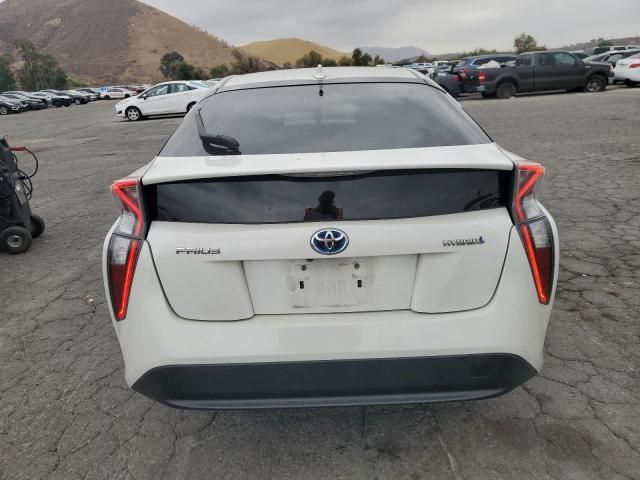 2016 Toyota Prius