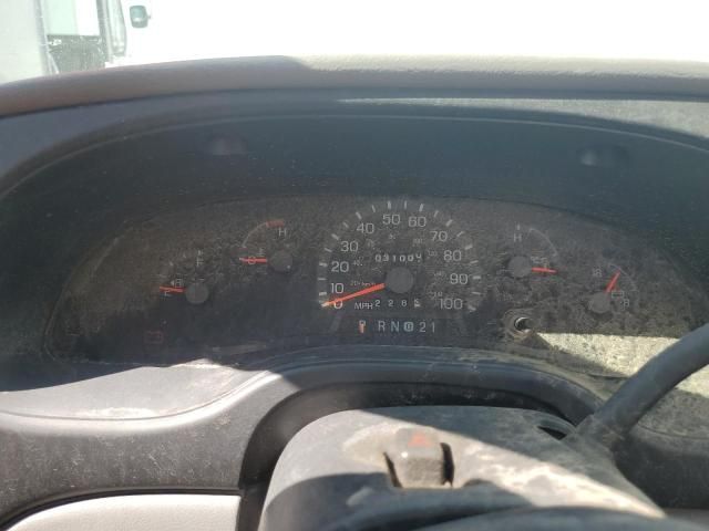 2000 Ford Econoline E450 Super Duty Cutaway Van