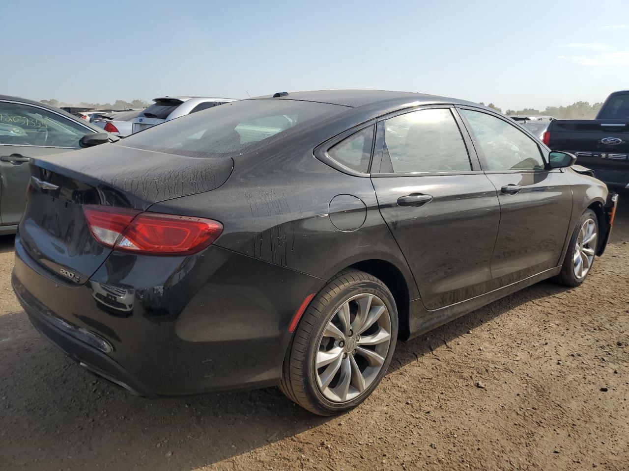 2015 Chrysler 200 s