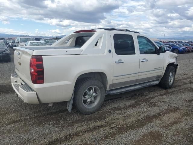 2013 Chevrolet Avalanche LTZ