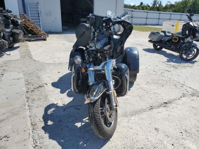2017 Harley-Davidson J