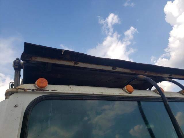2018 Mack MRU613 Refuse Truck