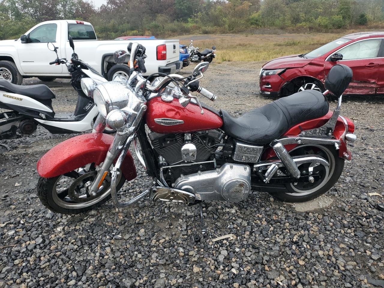 2012 Harley-Davidson FLD Switchback