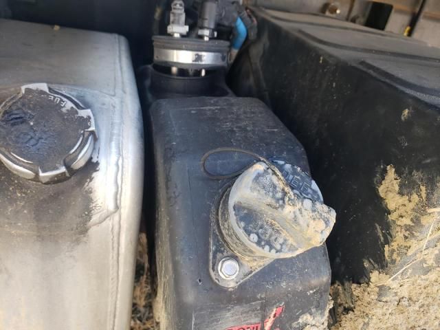 2014 Freightliner Business Class M2 BOX Truck