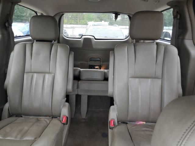 2016 Chrysler Town & Country Touring