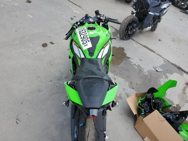 2025 Kawasaki ZX1002 M