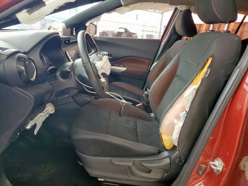 2020 Nissan Kicks SR